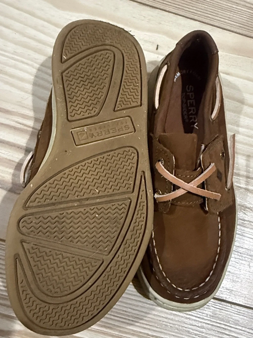 Sperry Tan Leather 2-Eye‎ Boat Shoes